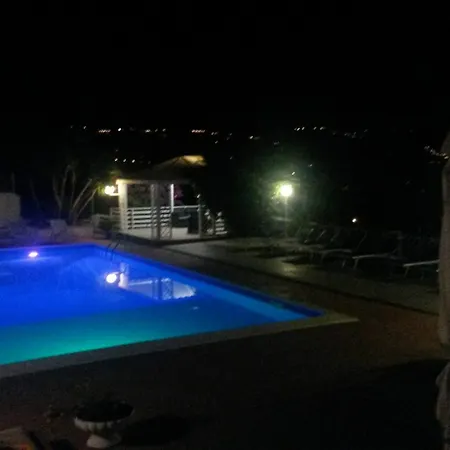 Milena 4*