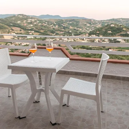 Milena 住宿加早餐酒店 阿格罗波利