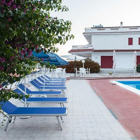 住宿加早餐酒店 Milena 4*